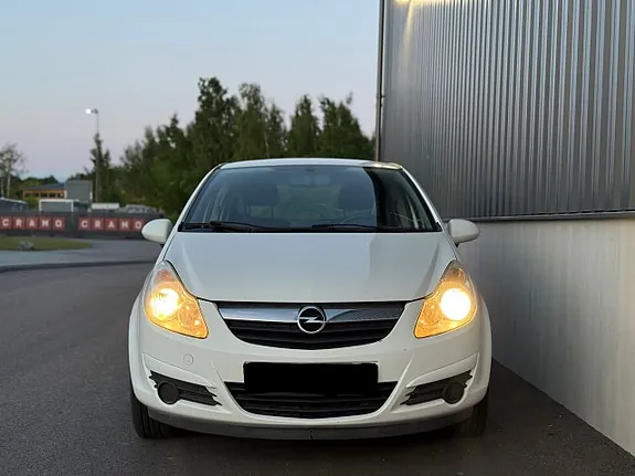 Opel Corsa 2011 photo 4