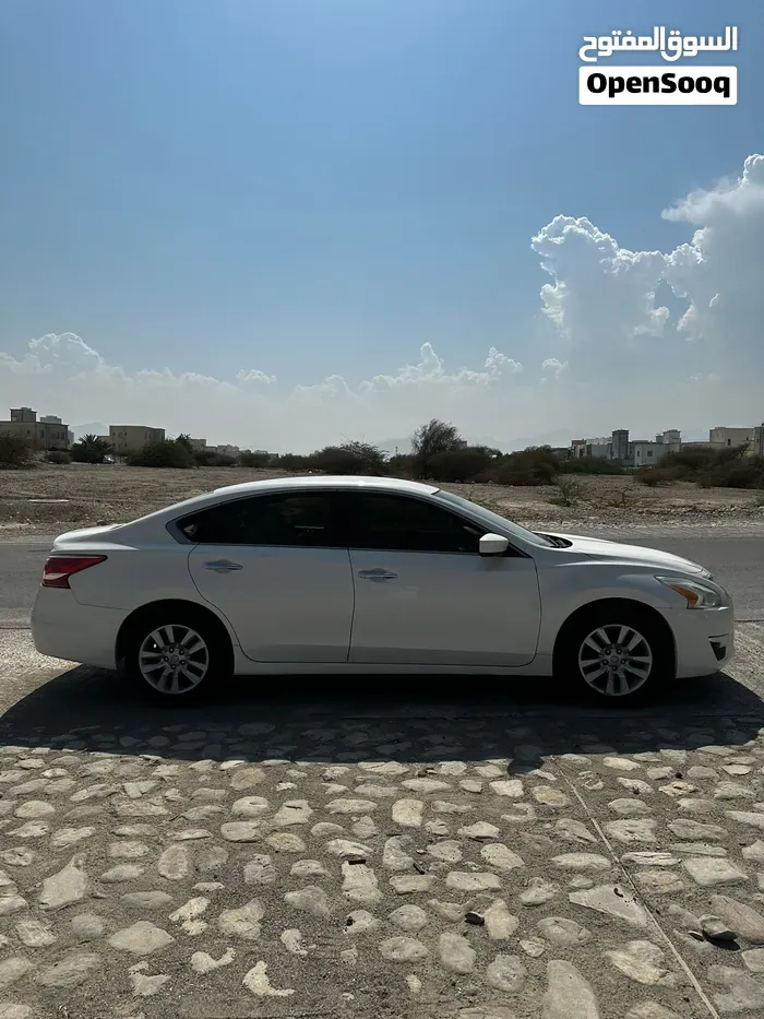 Nissan Altima 2013 photo 4