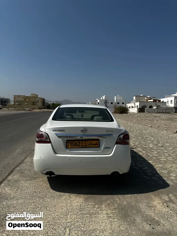 Nissan Altima 2013 photo 3