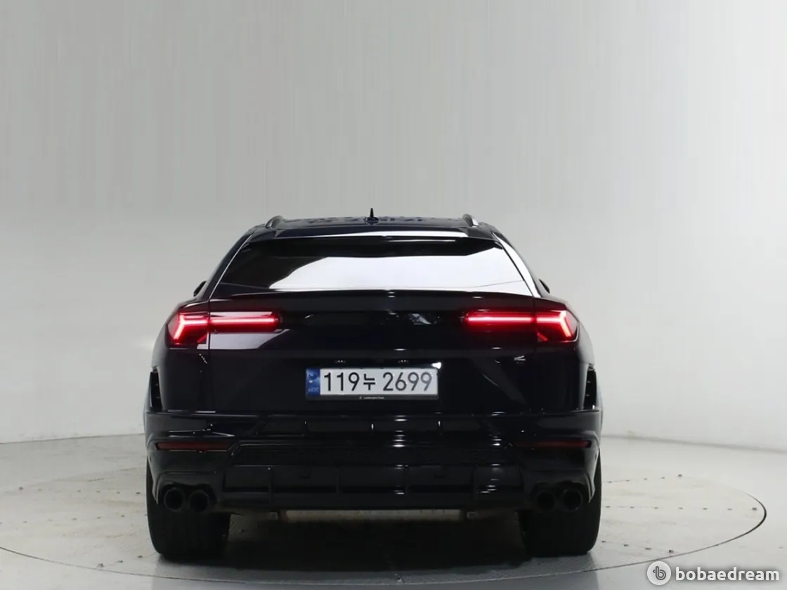 Lamborghini Urus 2023 photo 3