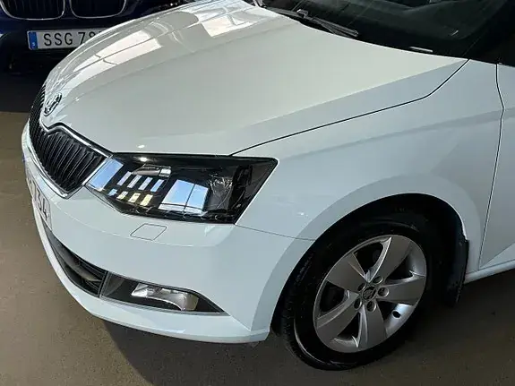 Skoda Fabia 2017 photo 3