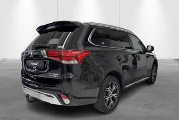 Mitsubishi Outlander 2019 photo 2