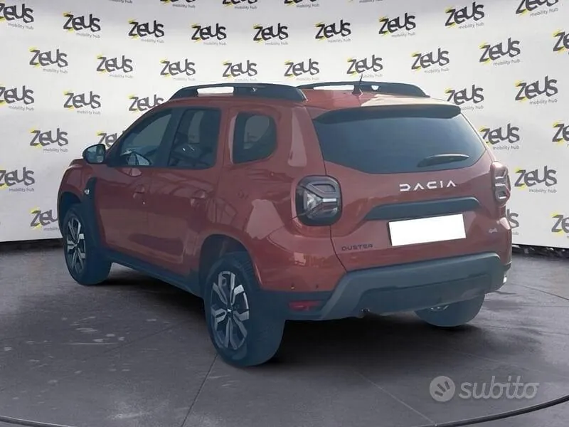 Dacia Duster 2023 photo 4