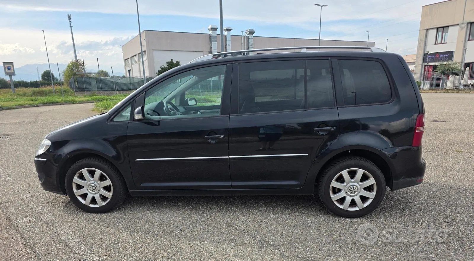Volkswagen Touran 2008 photo 5