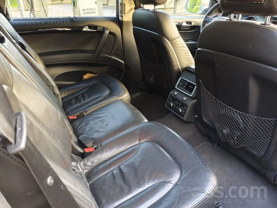 Audi Q7 2011 photo 5