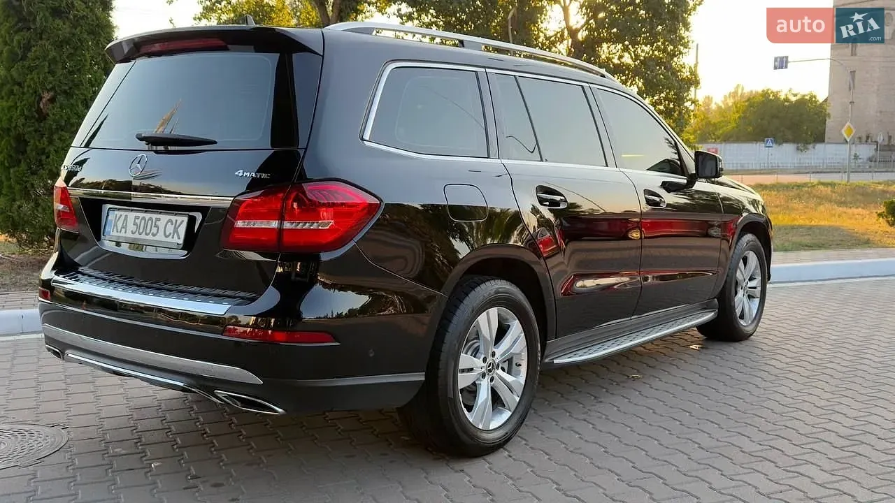 Mercedes-Benz Gls-Class 2017 photo 3