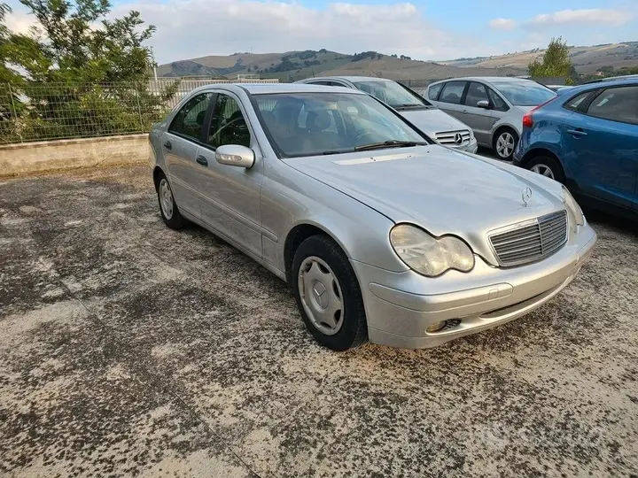 Mercedes-Benz C 220 Cdi 2002 photo 3