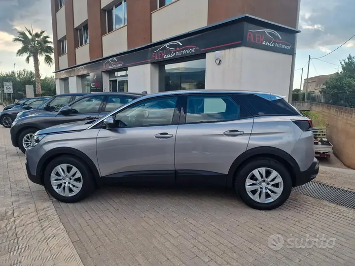 Peugeot 3008 2018 photo 4