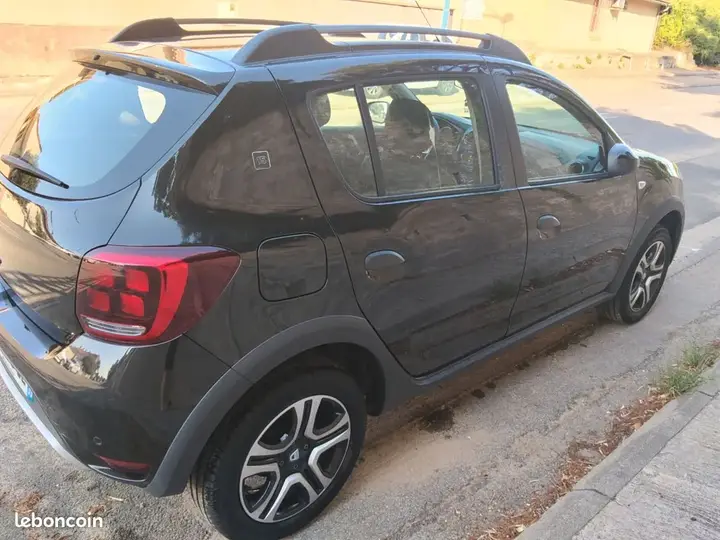 Dacia Sandero 2020 photo 2