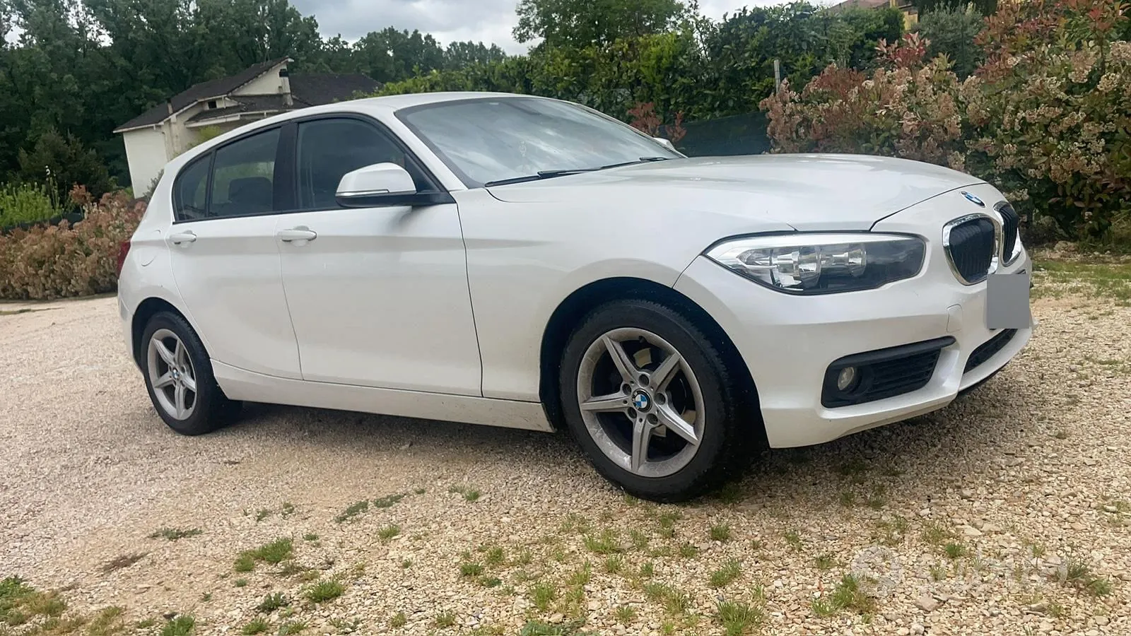 BMW 1 Series 2016 photo 2