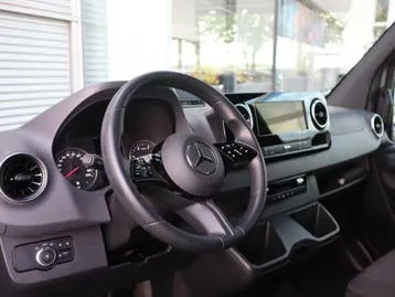 Mercedes-Benz Sprinter 2024 photo 3