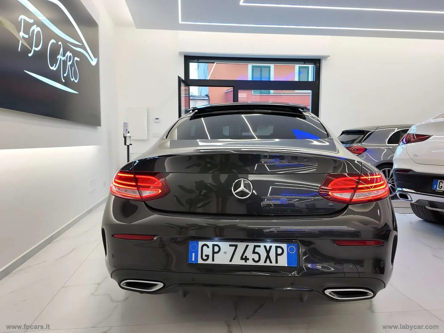 Mercedes-Benz C 300 2020 photo 5