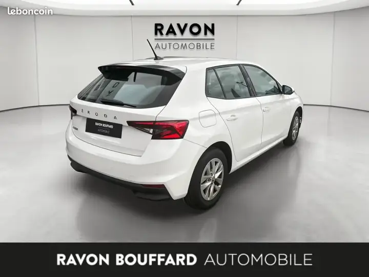 Skoda Fabia 2023 photo 5