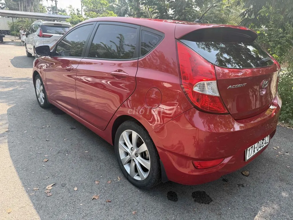 Hyundai Accent 2015 photo 5