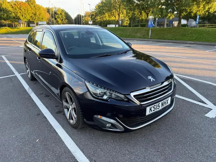Peugeot 308 2015 photo 2