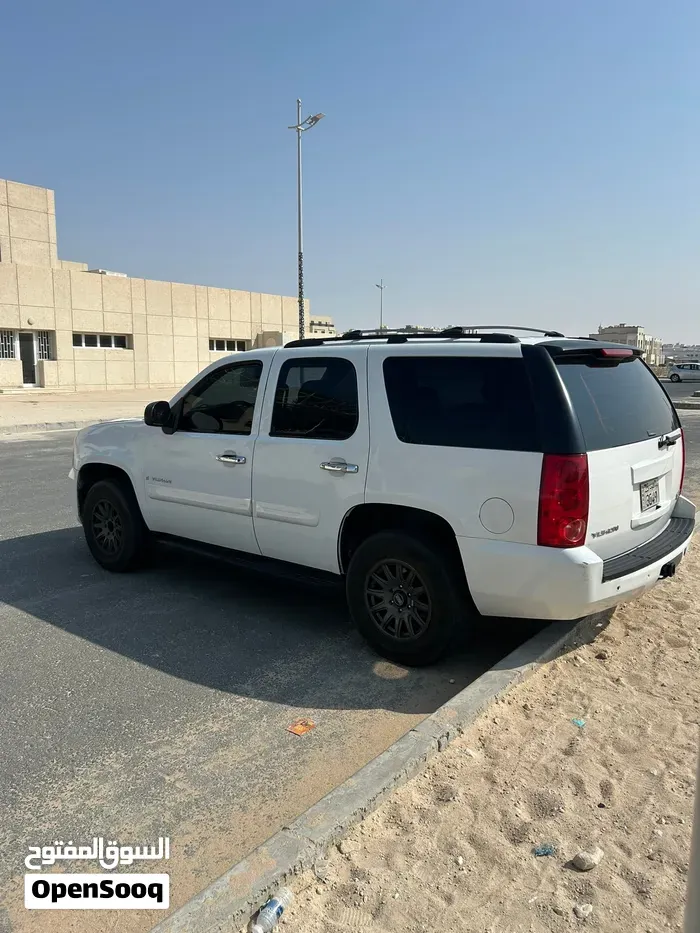 GMC Yukon 2008 photo 2