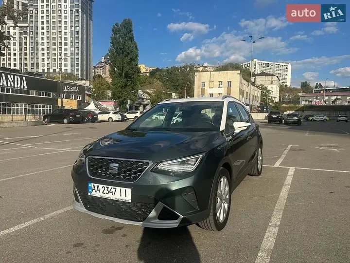 Seat Arona