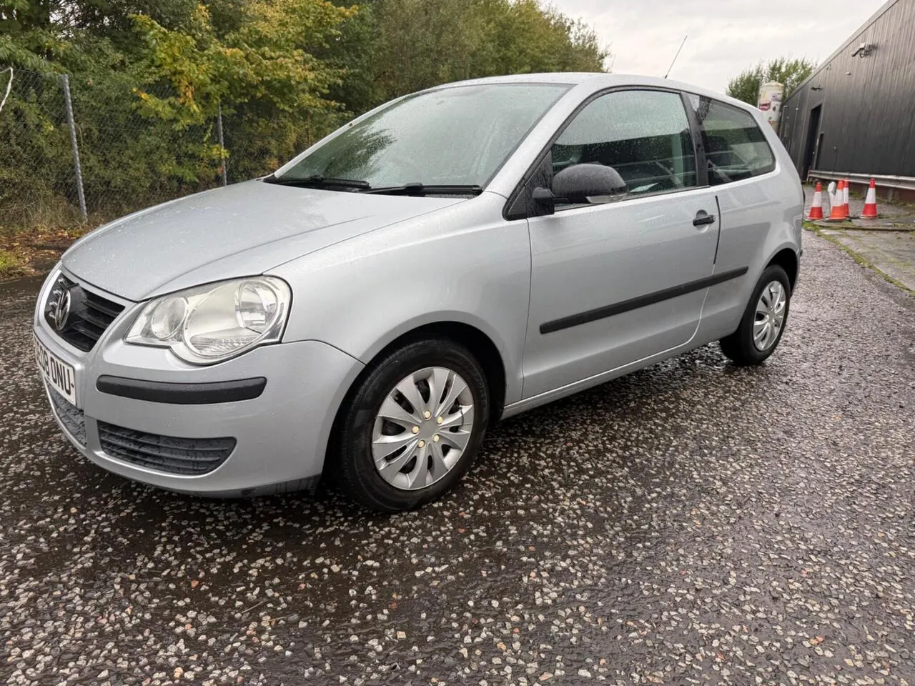 Volkswagen Polo 2008 photo 3