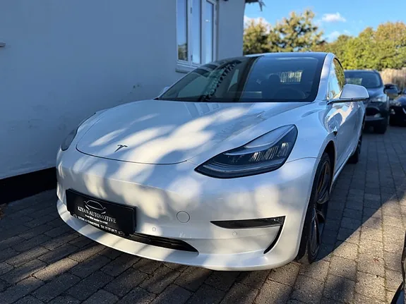 Tesla Model 3 2020 photo 2
