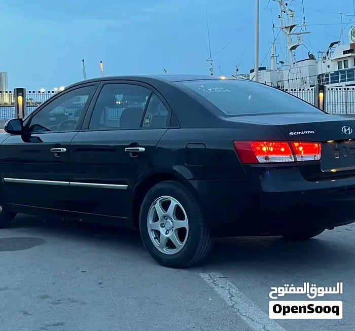 Hyundai Sonata 2007 photo 2