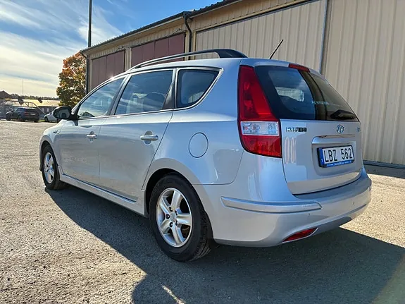 Hyundai I30 2011 photo 3