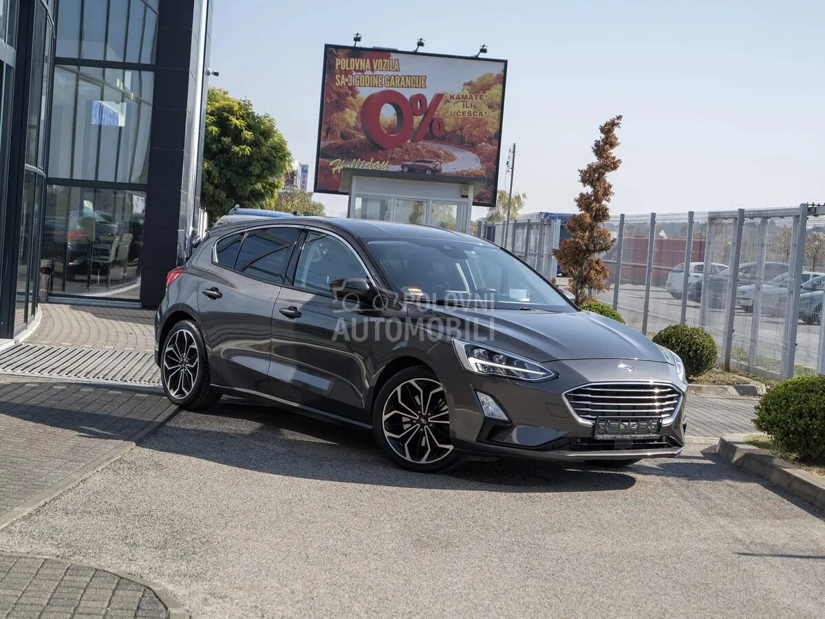 Ford Focus 2019 photo 2