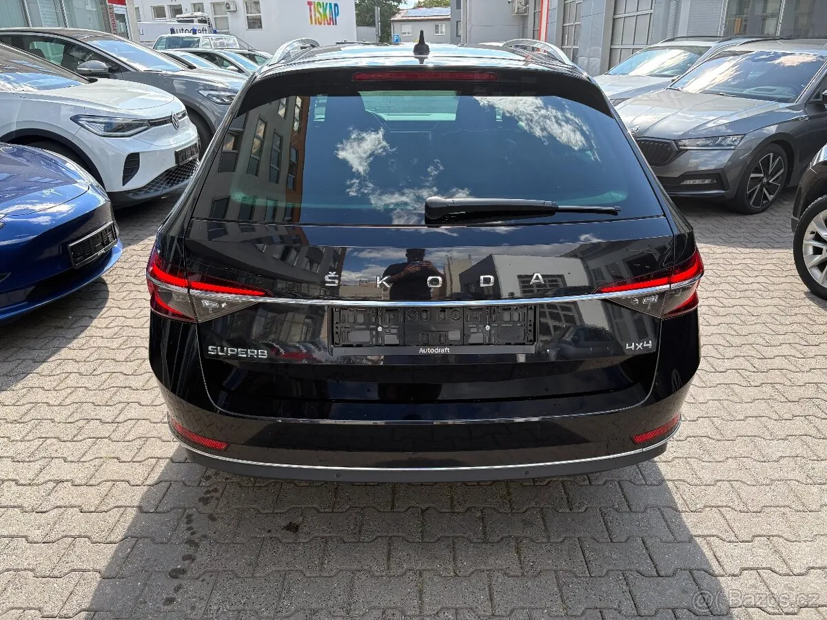 Skoda Superb 2021 photo 5