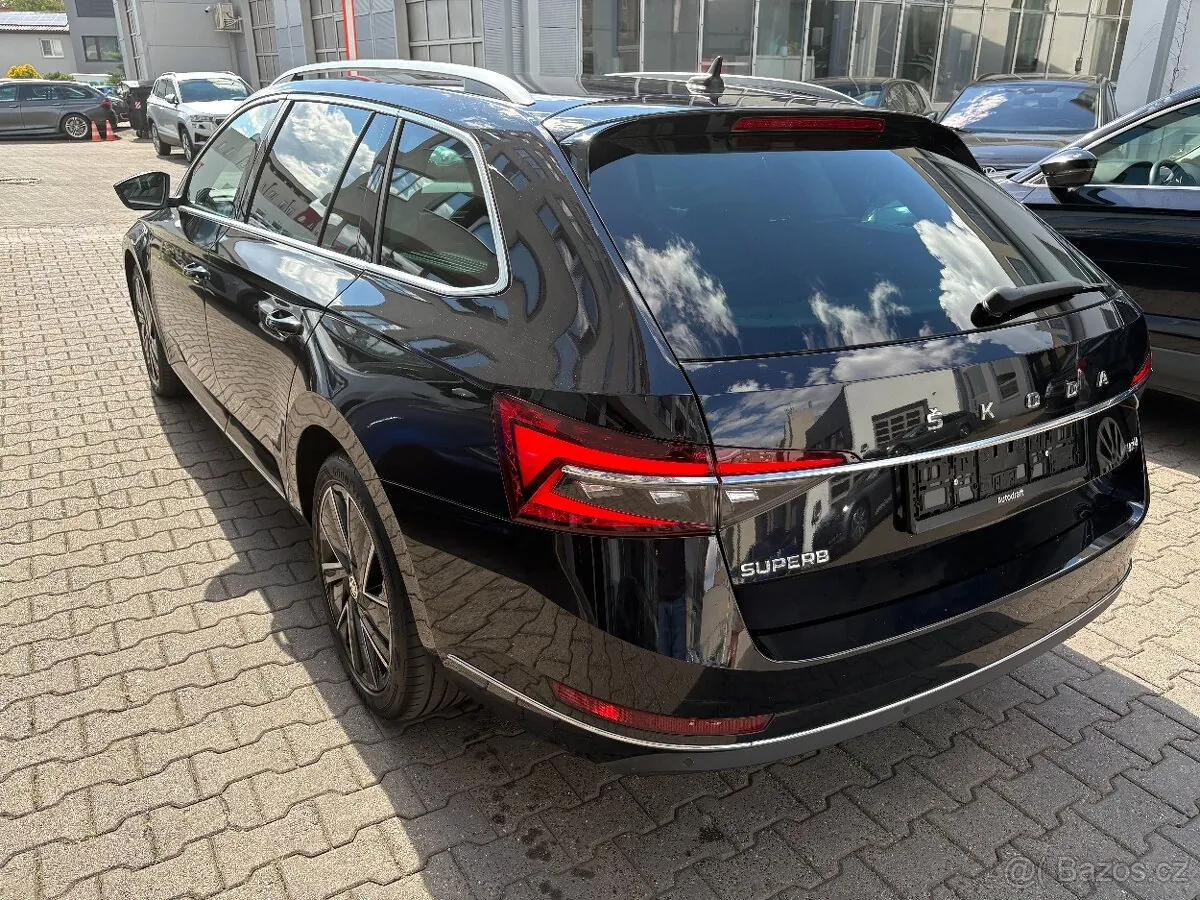 Skoda Superb 2021 photo 4