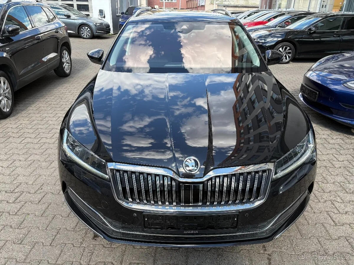 Skoda Superb 2021 photo 2