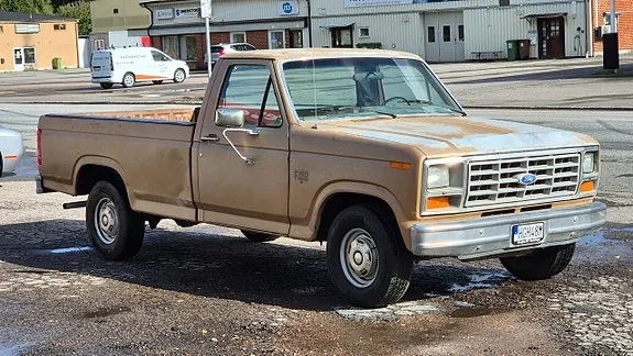 Ford F-150 1986 photo 3