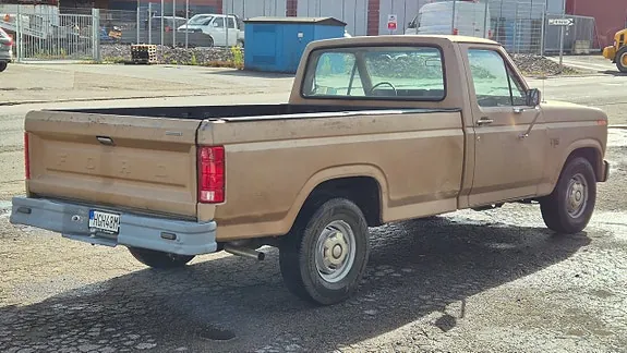 Ford F-150 1986 photo 4