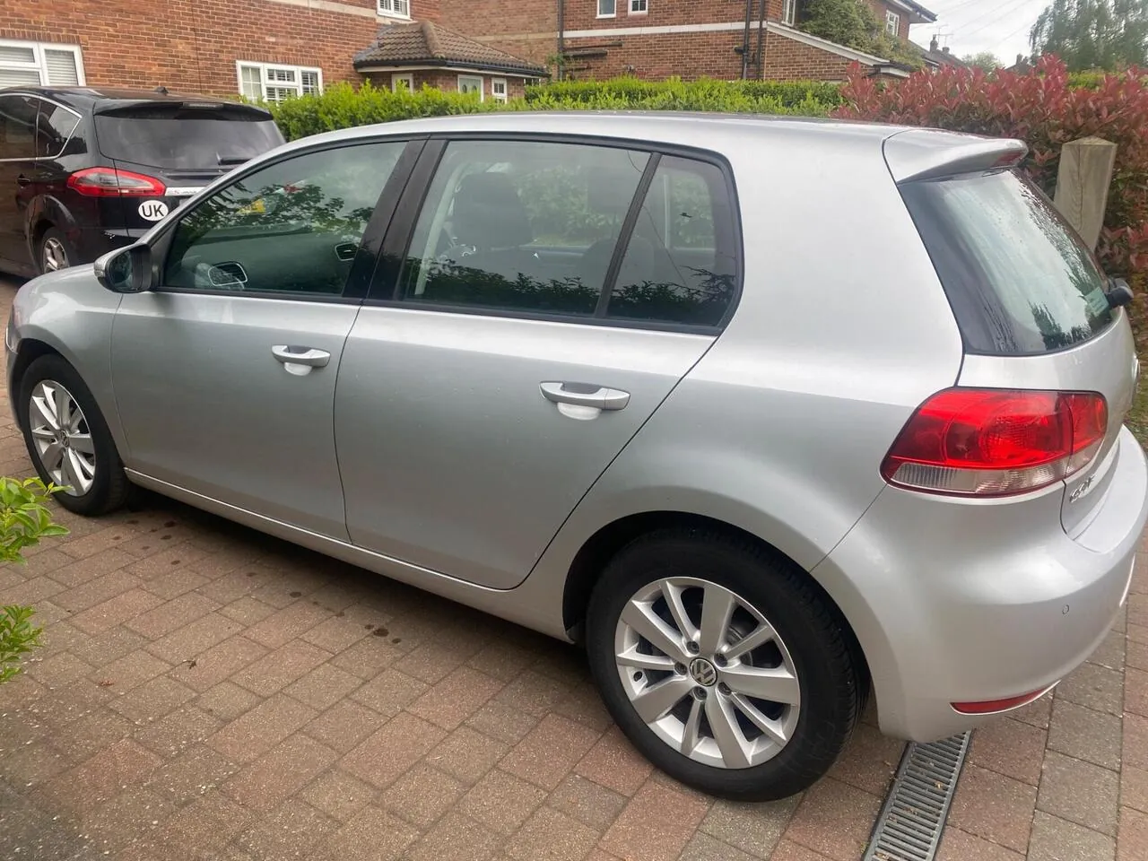 Volkswagen Golf 2010 photo 4