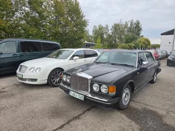 Bentley Eight