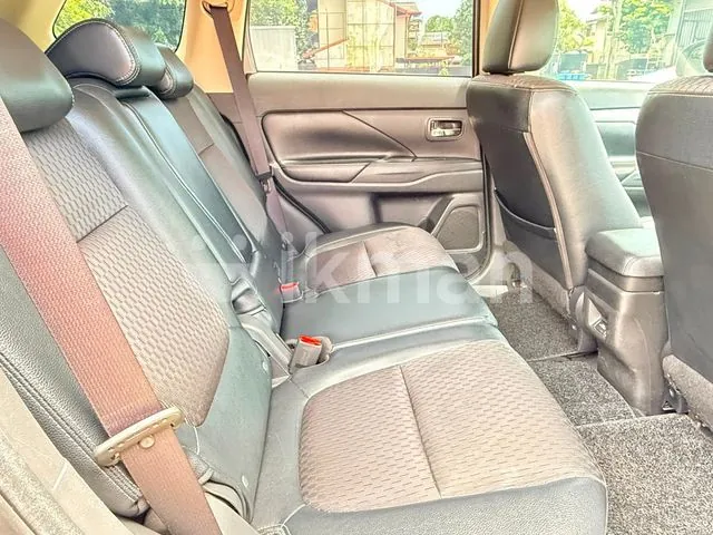 Mitsubishi Outlander 2014 photo 5