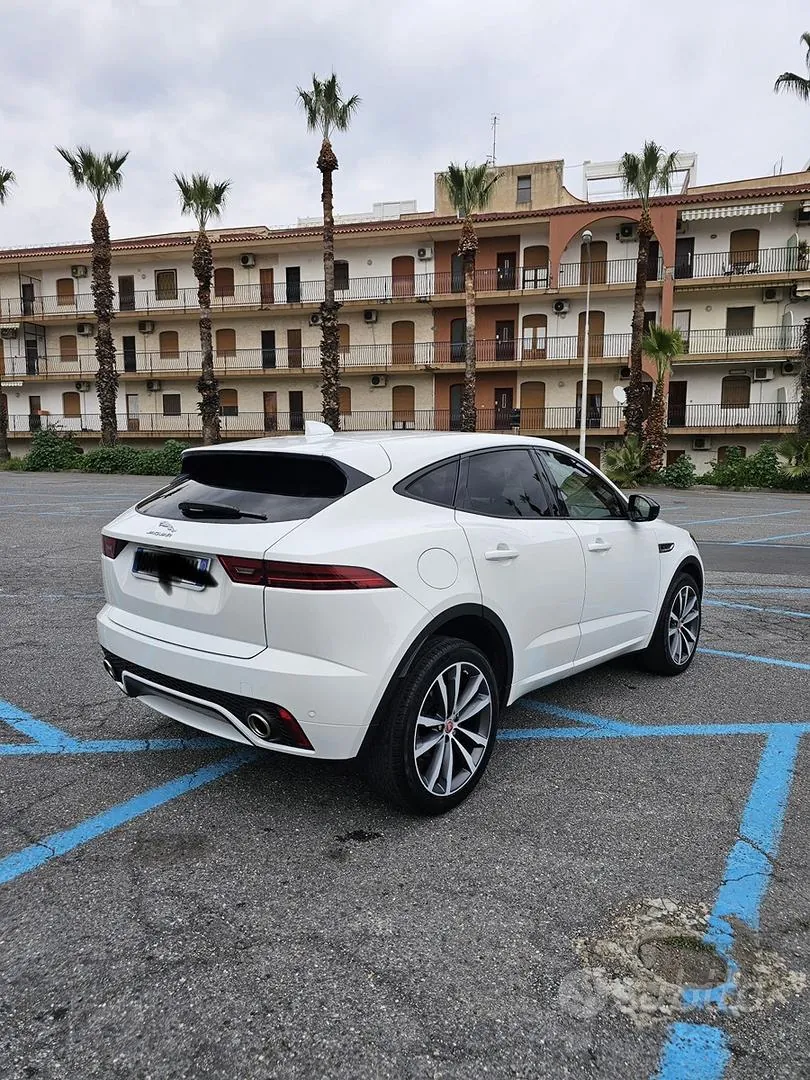 Jaguar E-Pace