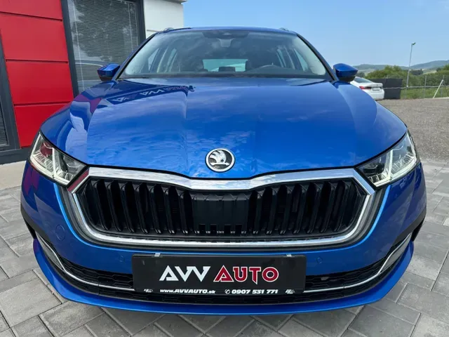 Skoda Octavia 2023 photo 2