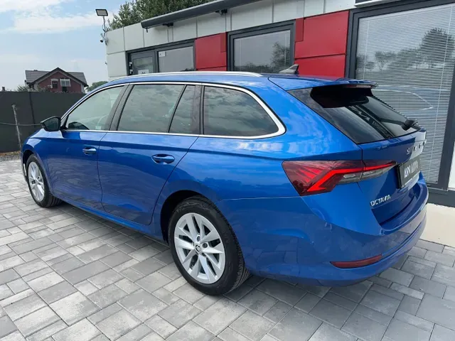 Skoda Octavia 2023 photo 3