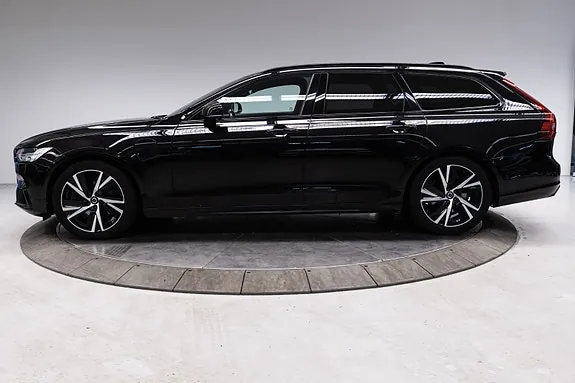 Volvo V90 2021 photo 2
