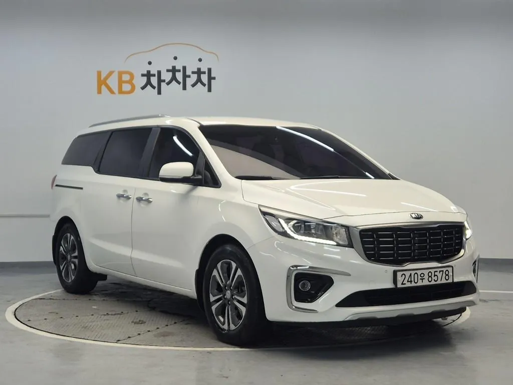 Kia Carnival 2019 photo 4