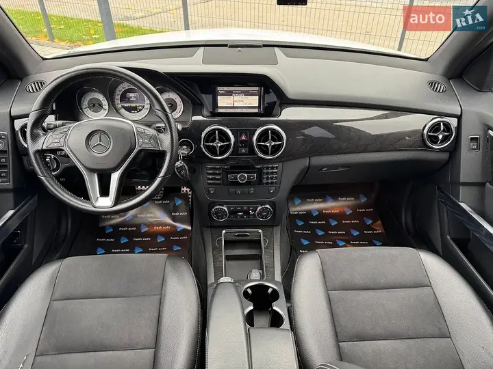Mercedes-Benz Glk Class 2013 photo 4