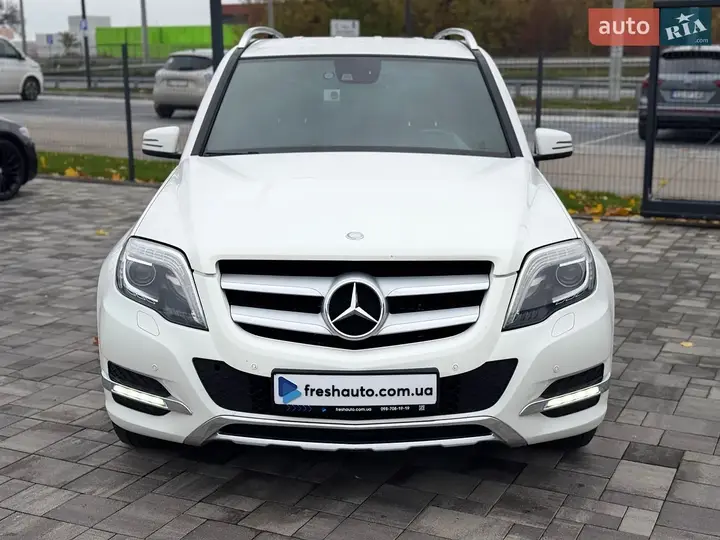 Mercedes-Benz Glk Class 2013 photo 2