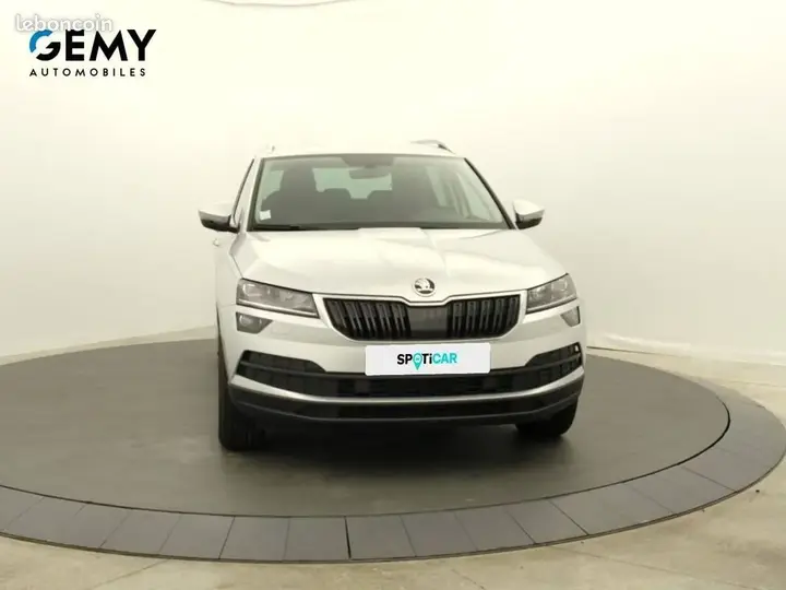 Skoda Karoq 2021 photo 2