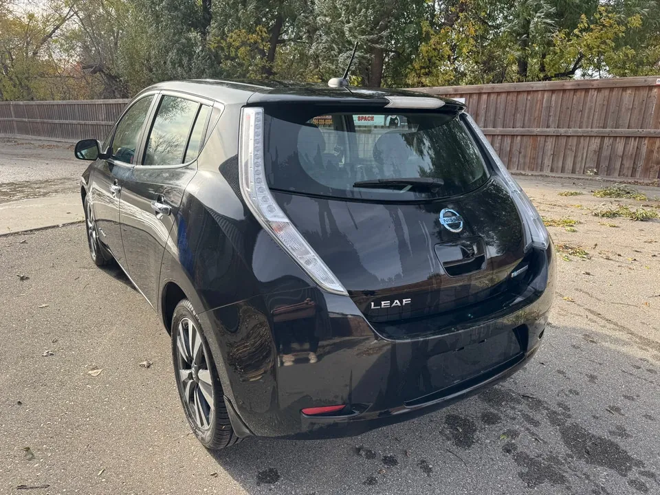 Nissan Leaf 2016 photo 5