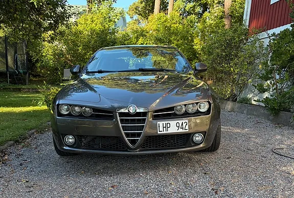 Alfa Romeo 159