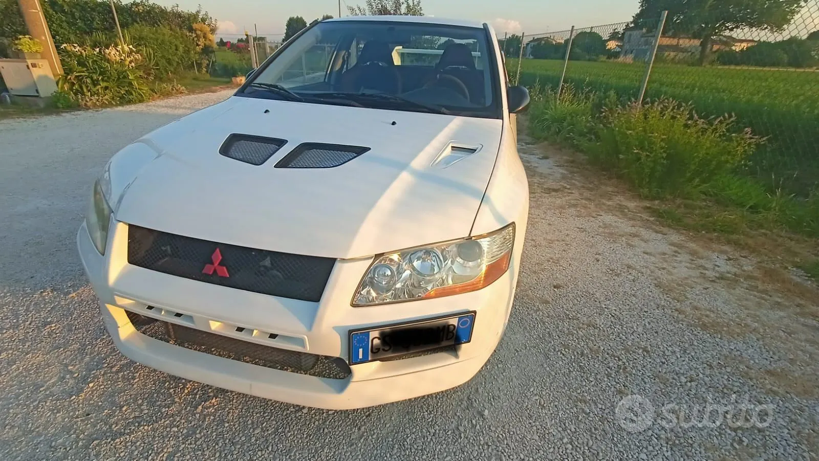 Mitsubishi Lancer