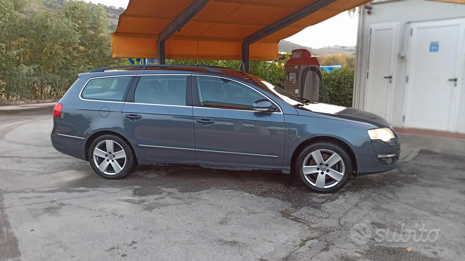 Volkswagen Passat 2010 photo 5