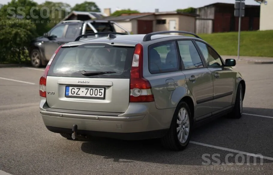 Volvo V50 2006 photo 3