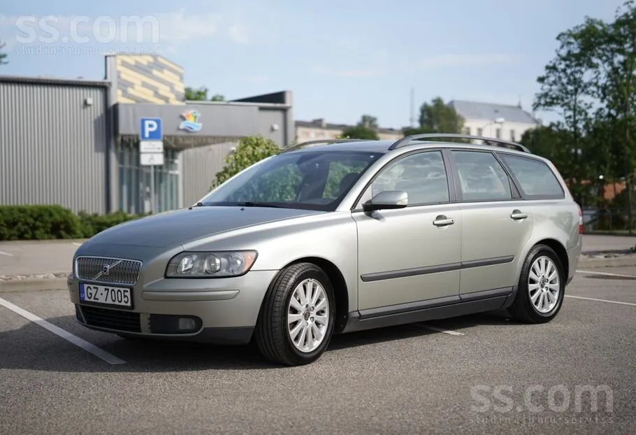 Volvo V50 2006 photo 2