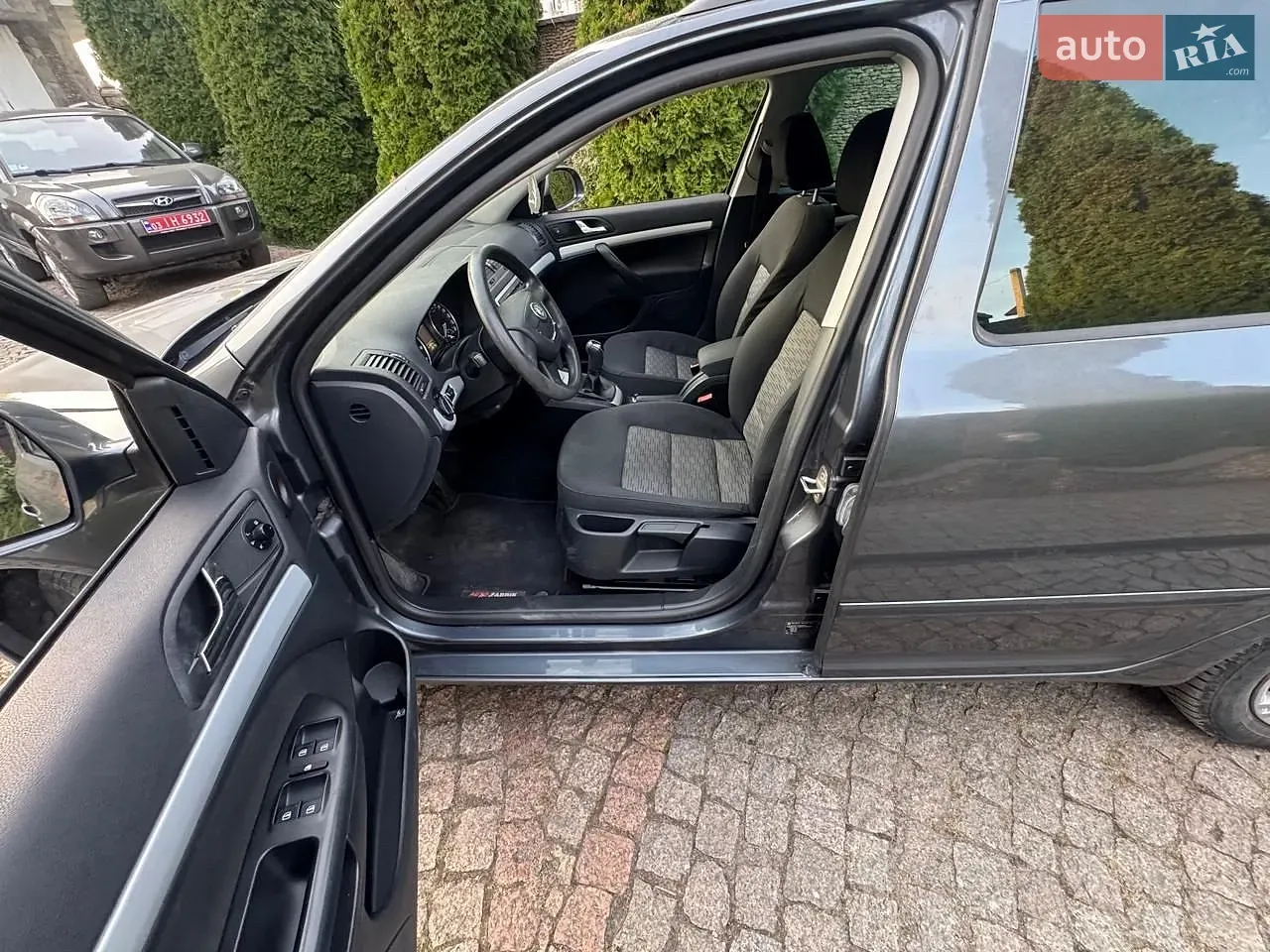 Skoda Octavia 2011 photo 5