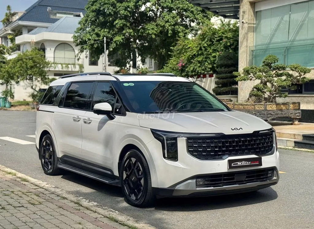 Kia Carnival 2025 photo 3
